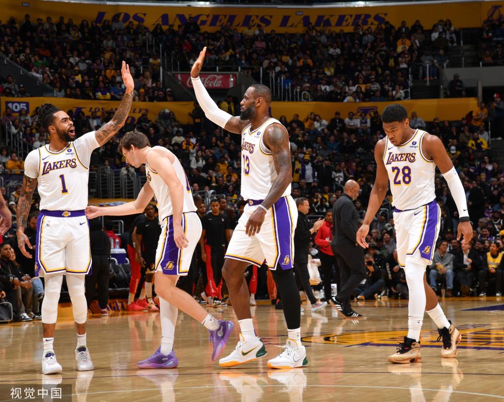 萨拉赫形成 萨拉赫形成