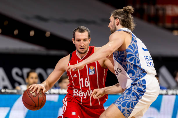 防守端的轮 防守端的轮