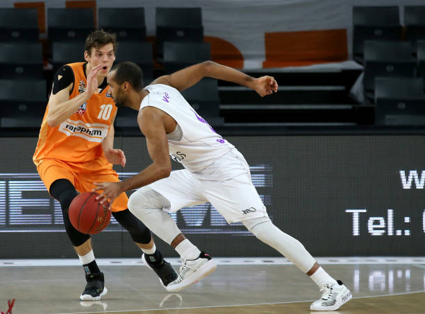 位置愈发稳 位置愈发稳